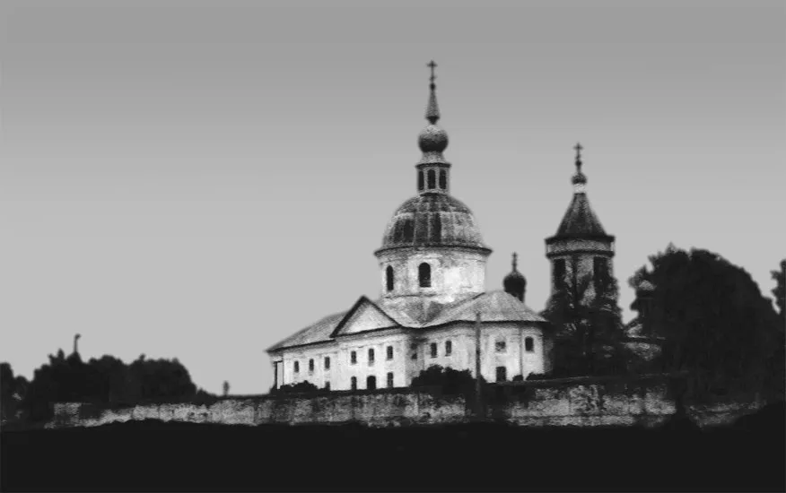 Две белые церкви с куполами среди деревьев, дореволюционное фото